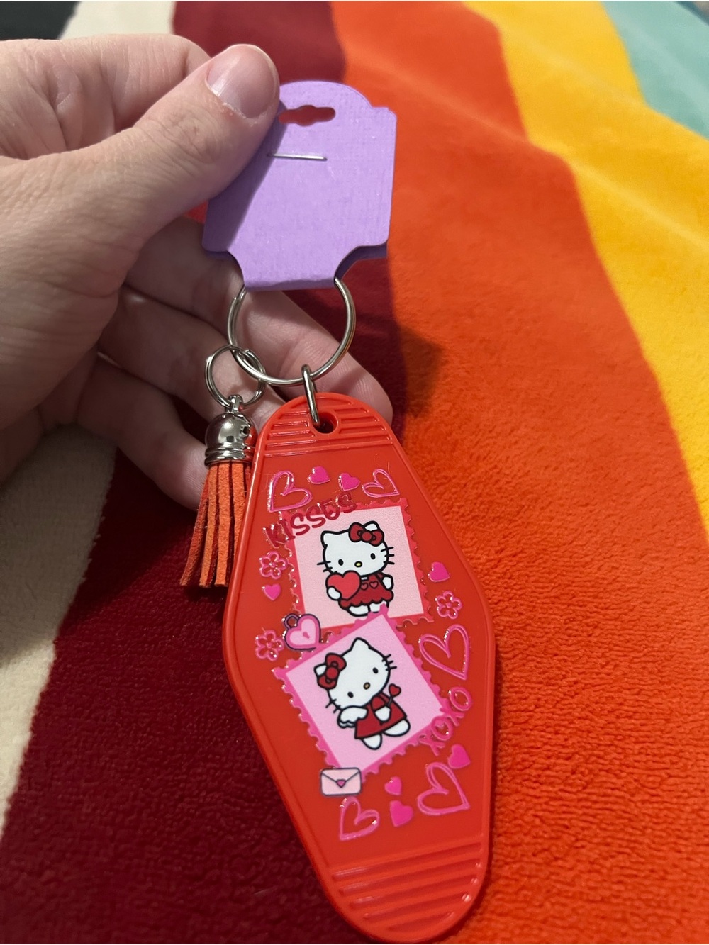 Hello Kitty Keychain ✨ 3/$15 ✨ - Picture 3 of 4